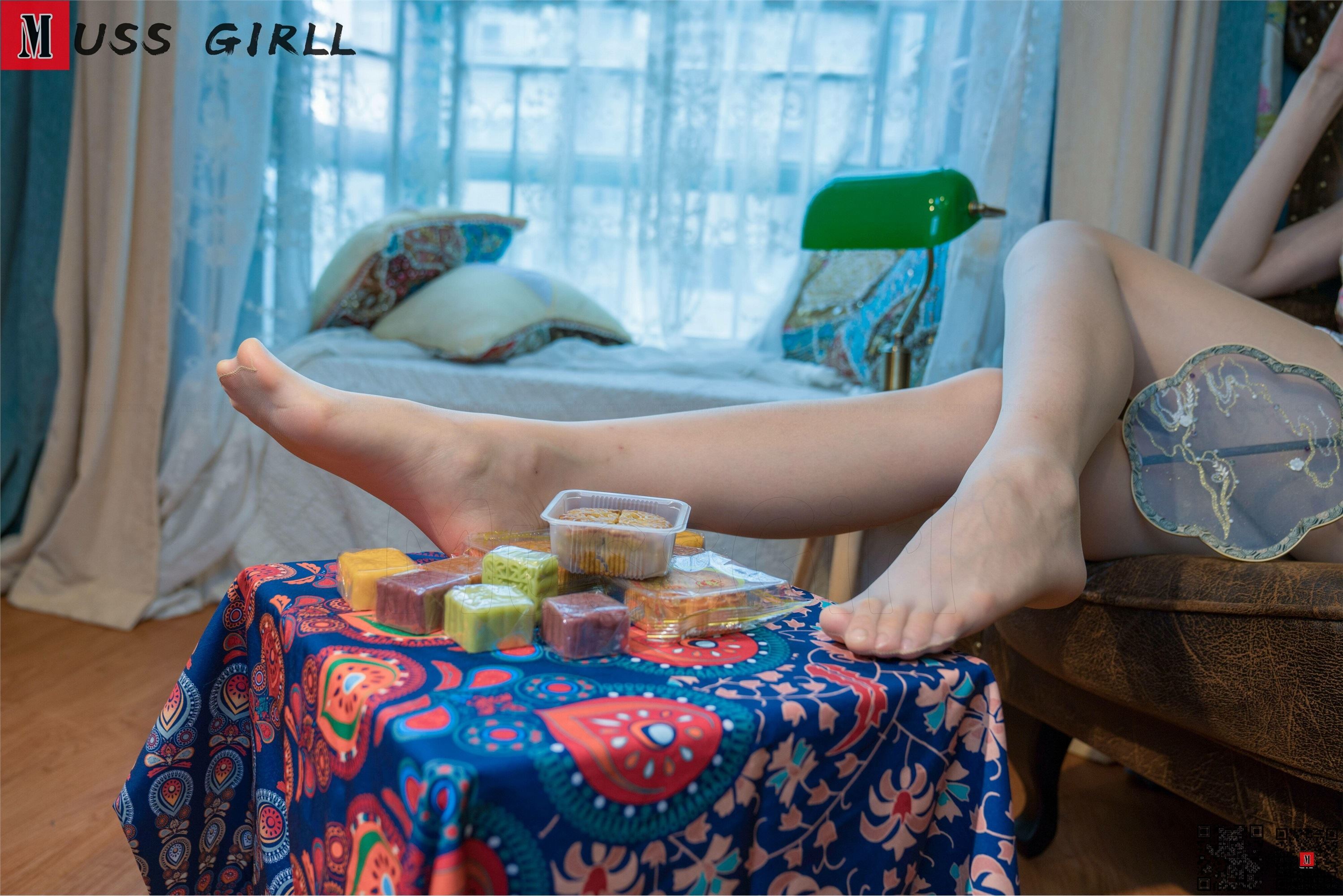 MussGirl慕丝女郎  NO.159 碎花短旗袍